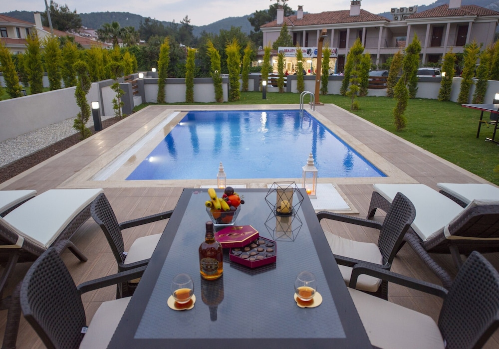 Tala Villa 19 view 4
