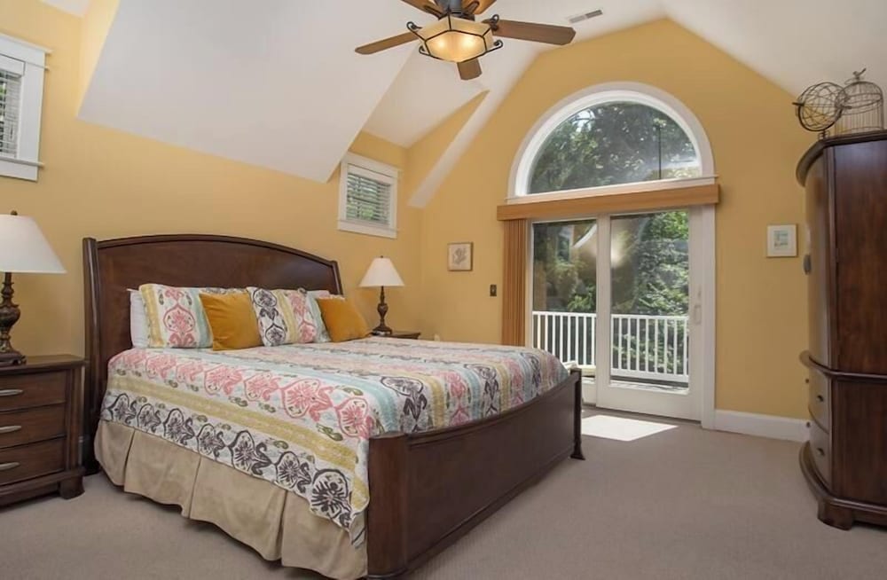 Henlopen Avenue 46