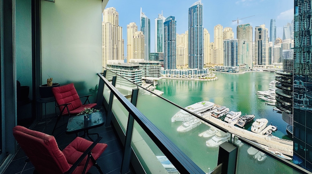 Venduras Cozy 1BR in Dubai Marina