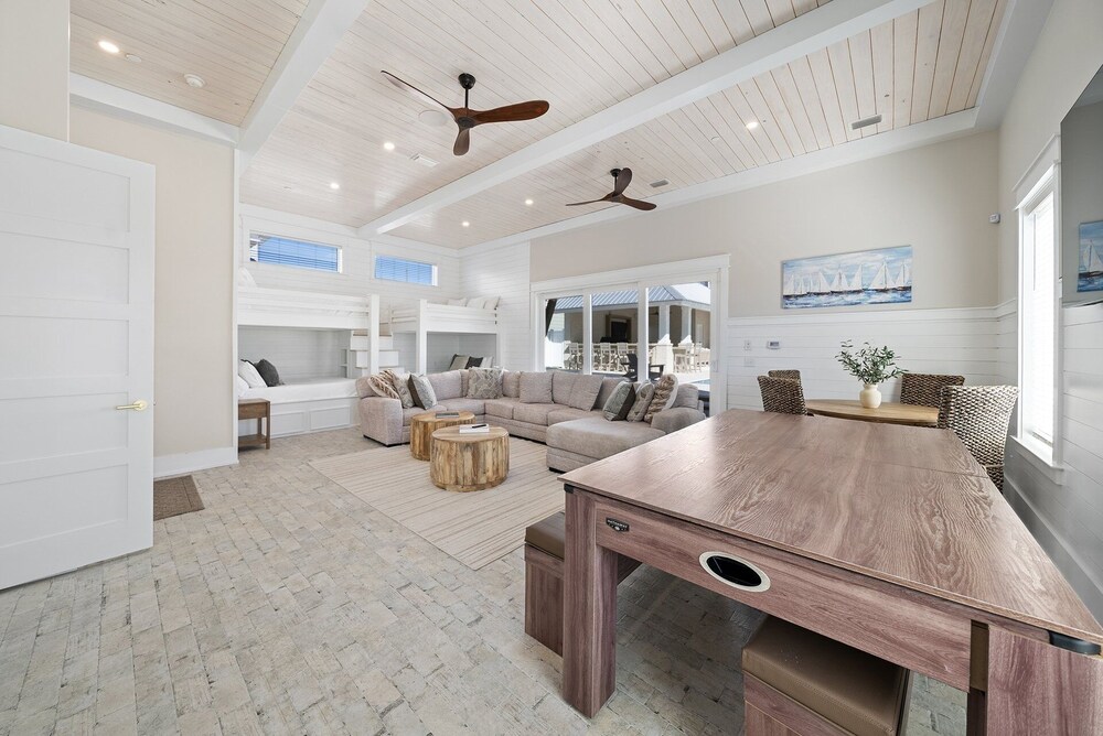 Pink Tequila Sunrise 7 Bedroom Home