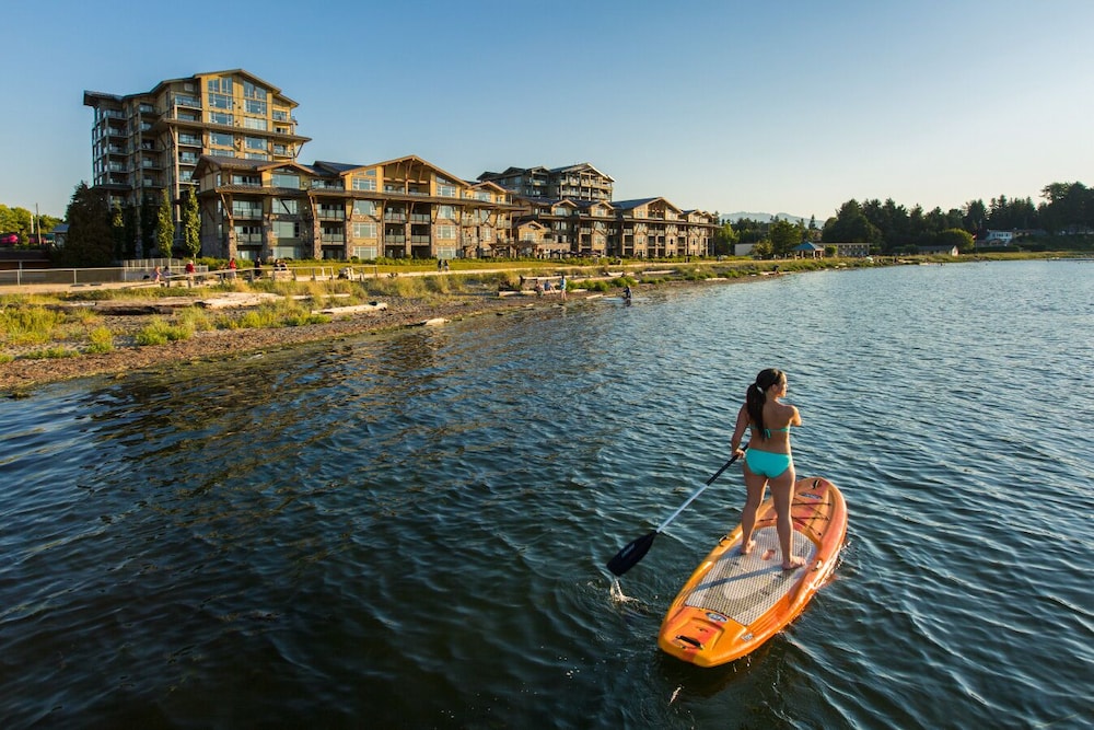 Parksville Vacations - THE Beach Club Resort - Property Image 10