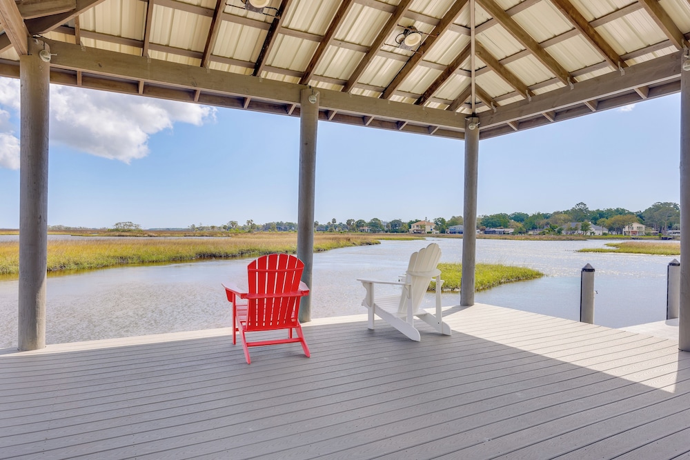 Fish & Bird Watch: Waterfront Jacksonville Gem