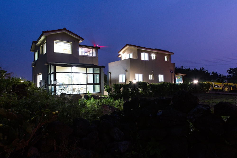 Vitamin Sea House