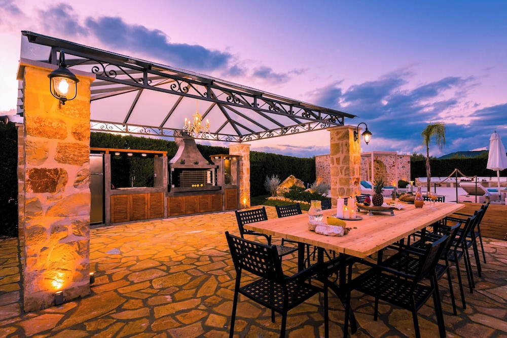 Villa Shangri-la