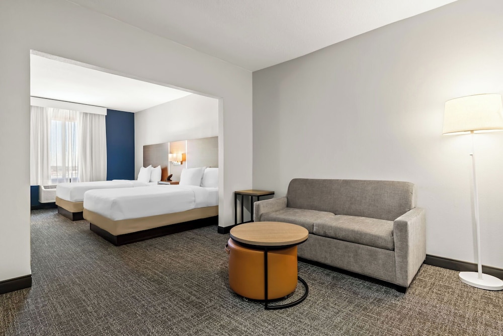 Spark by Hilton Catoosa view 3