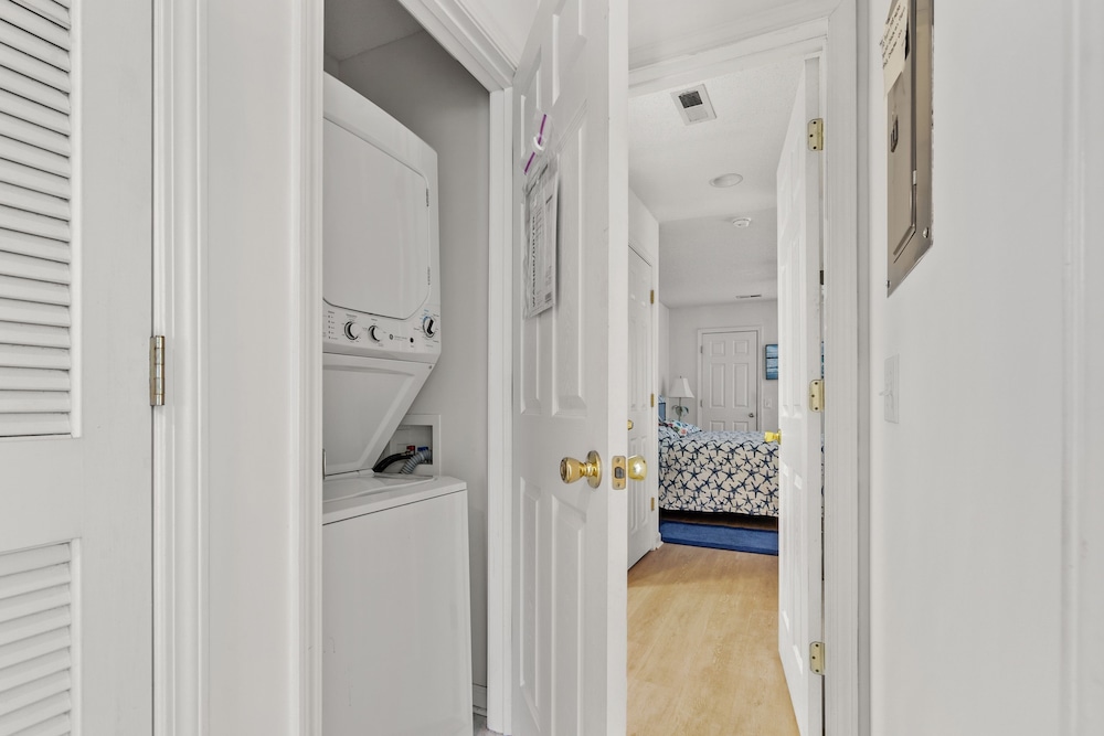 Shorehaven 16B by RedAwning