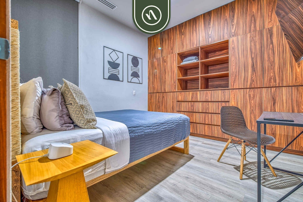New 2BR Condo in Zona Romantica - Rooftop Pool