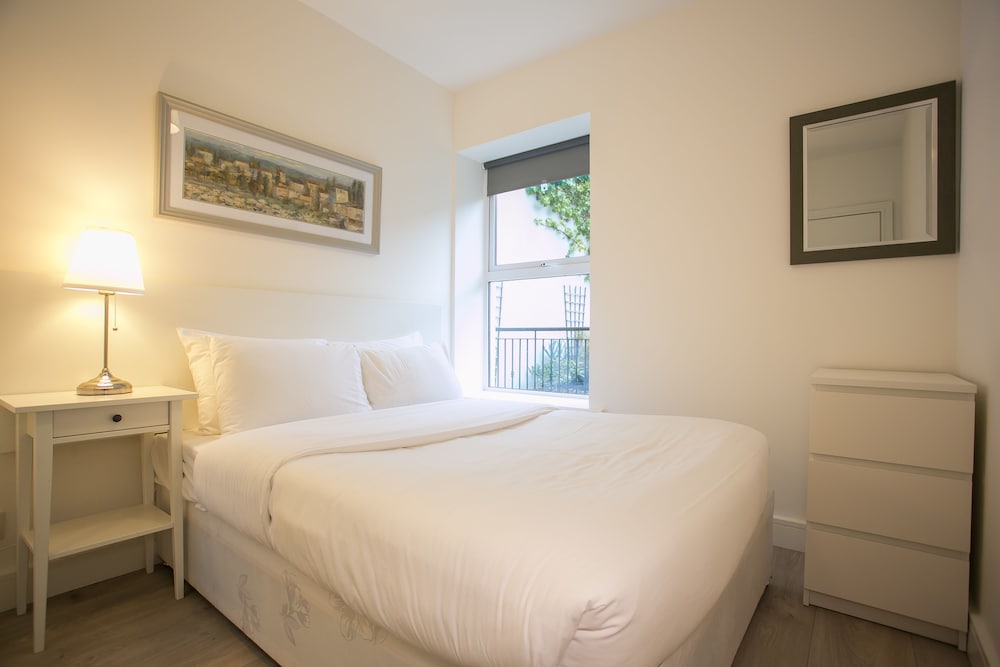 St Stephen's Green District Apartments 2
