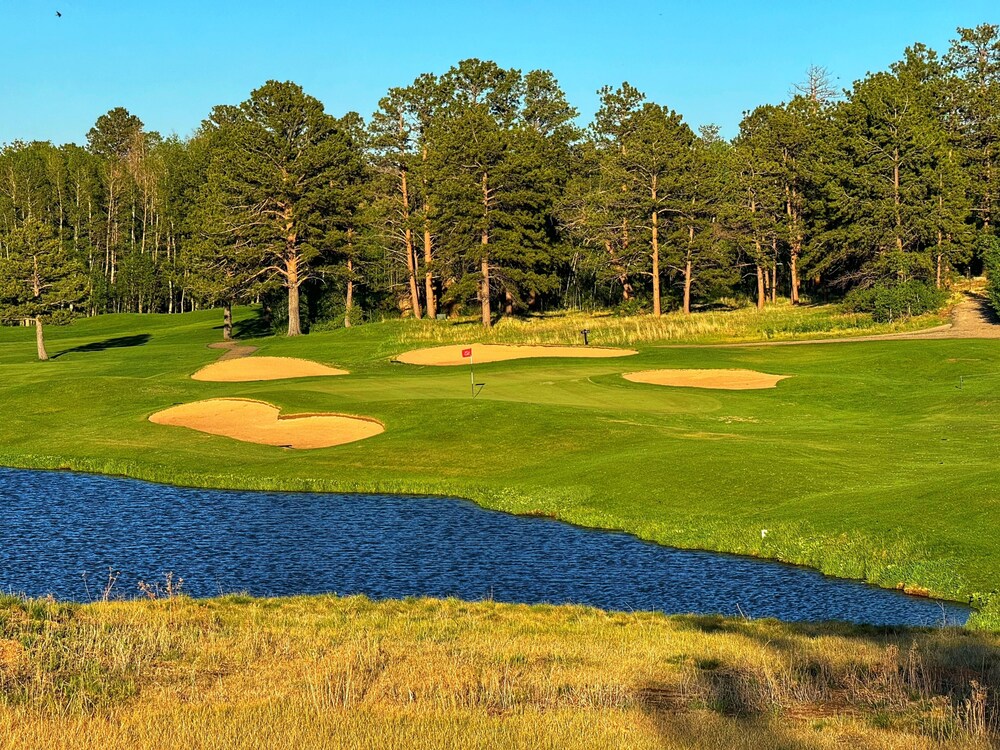 The Golf Club at Fox Acres