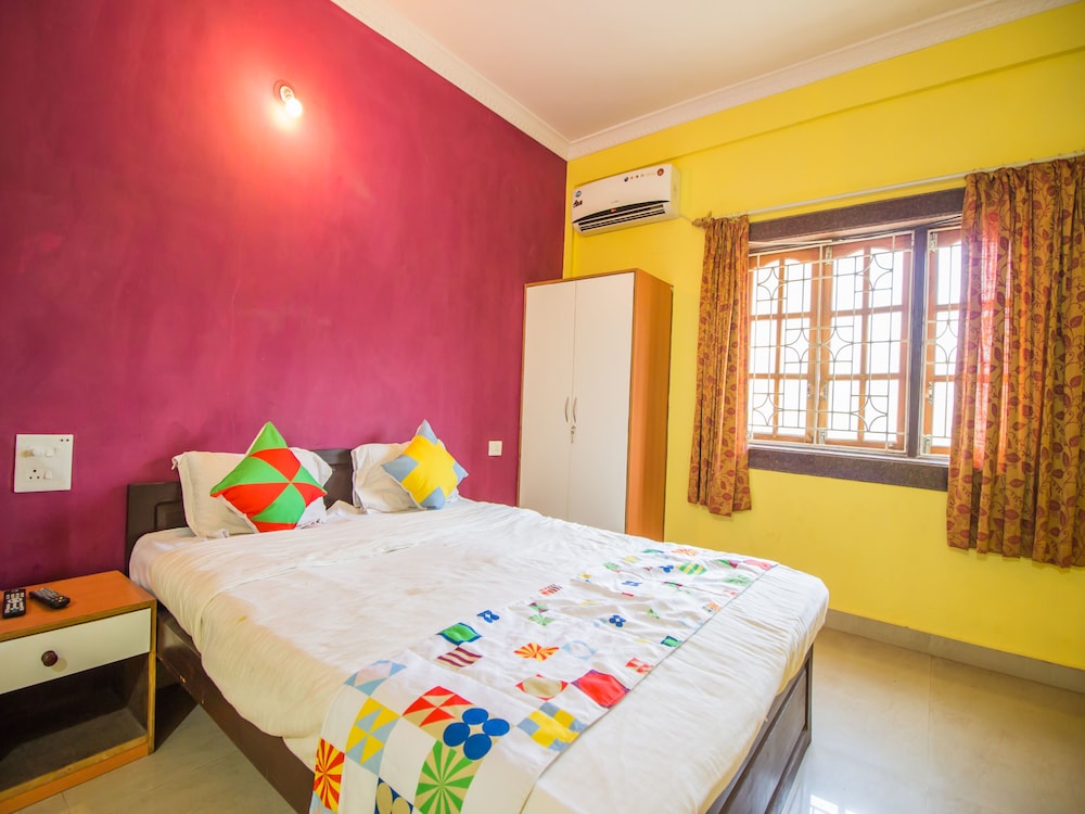 OYO 13147 Home Studio With Balcony Morjim Beach