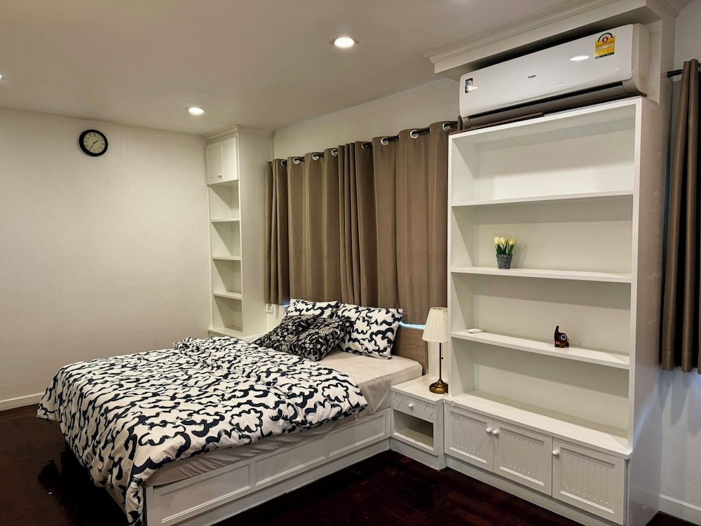 Comfy Crib Hostel 2