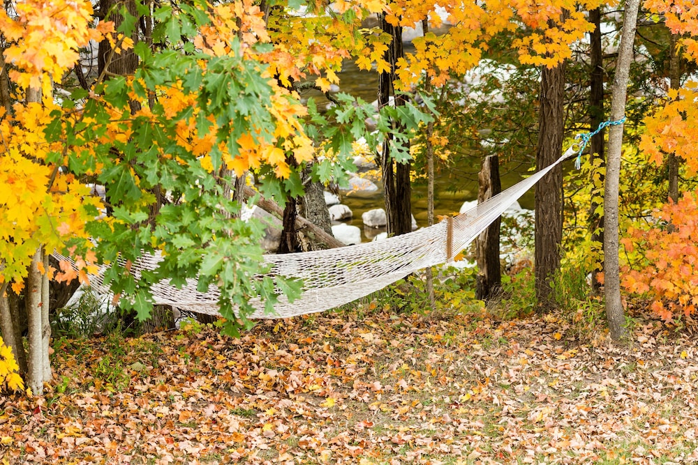 ADK Trail Inn