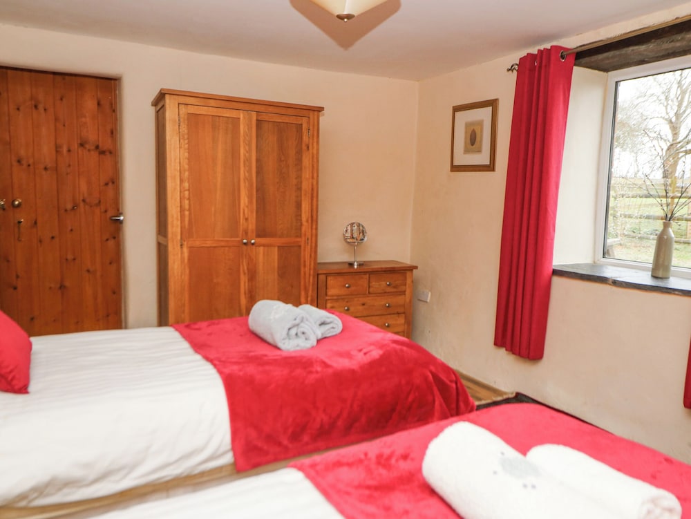 Upper Calffield Farmhouse