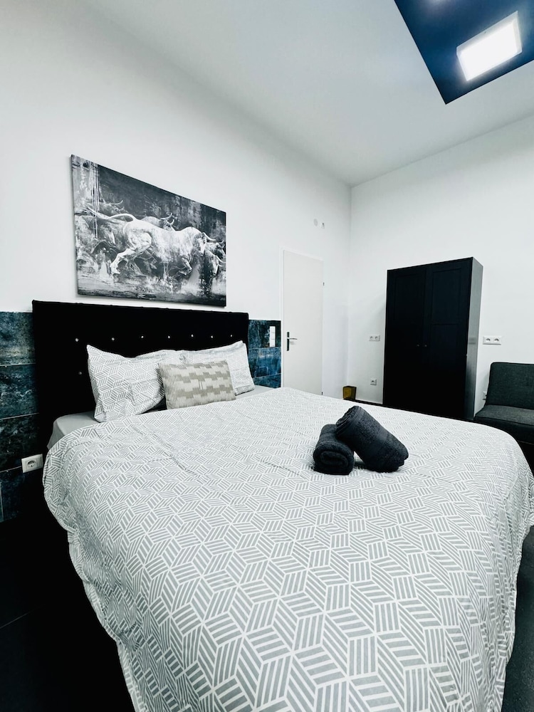 Stylish Studio Apt Near Rathausplatz