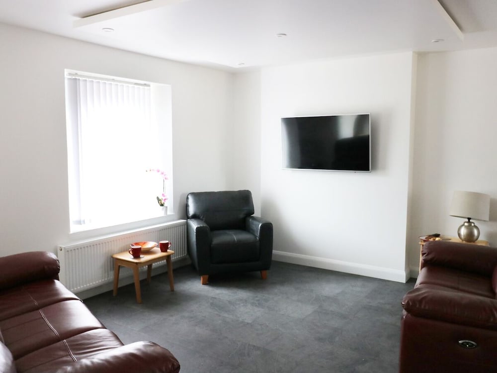 Rowan House view 5