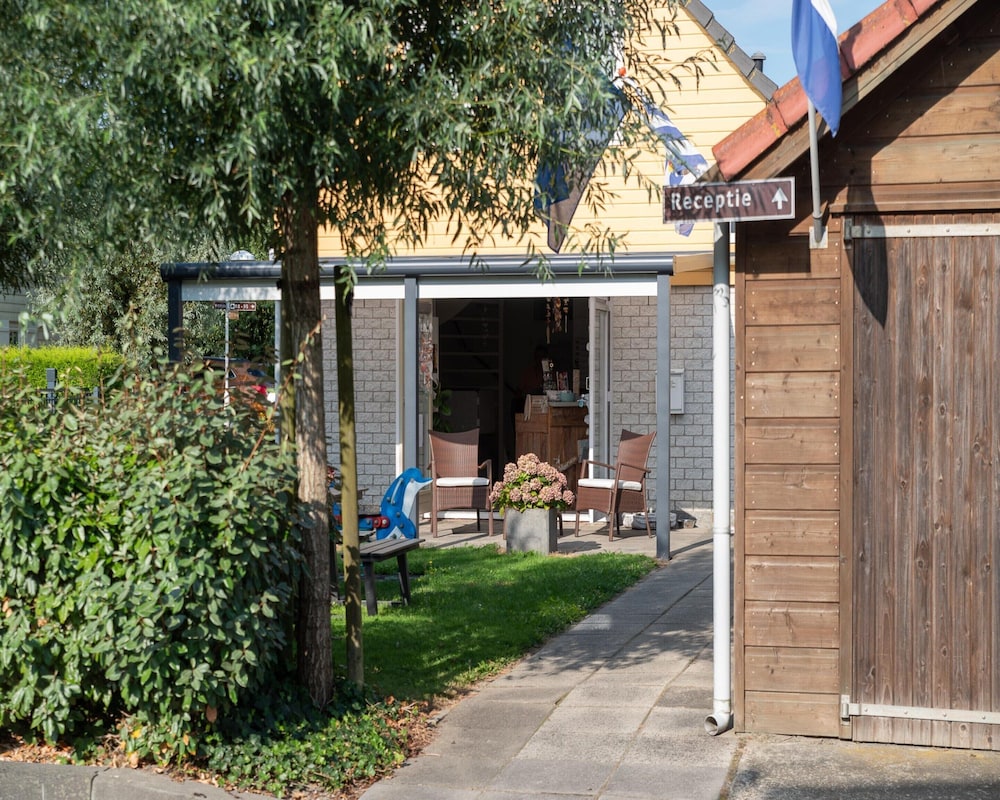 6-person House With a Beautiful Garden