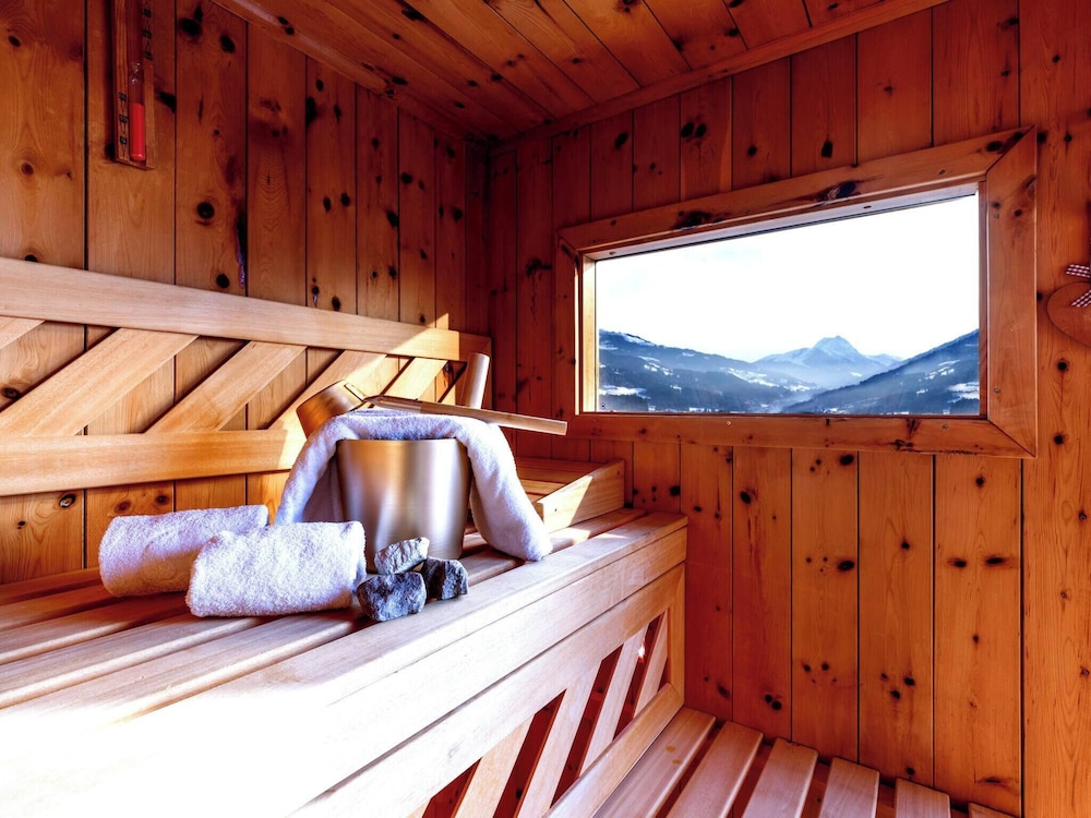 Luxury Chalet 330 m² Sauna, Jacuzzi & Mountain View
