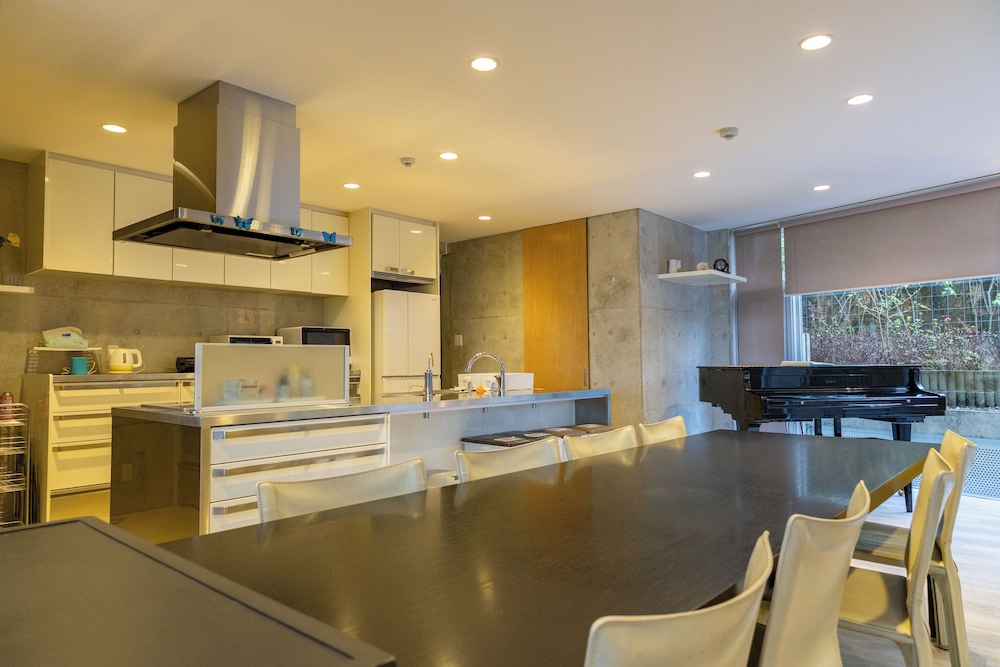 Urban View Villa