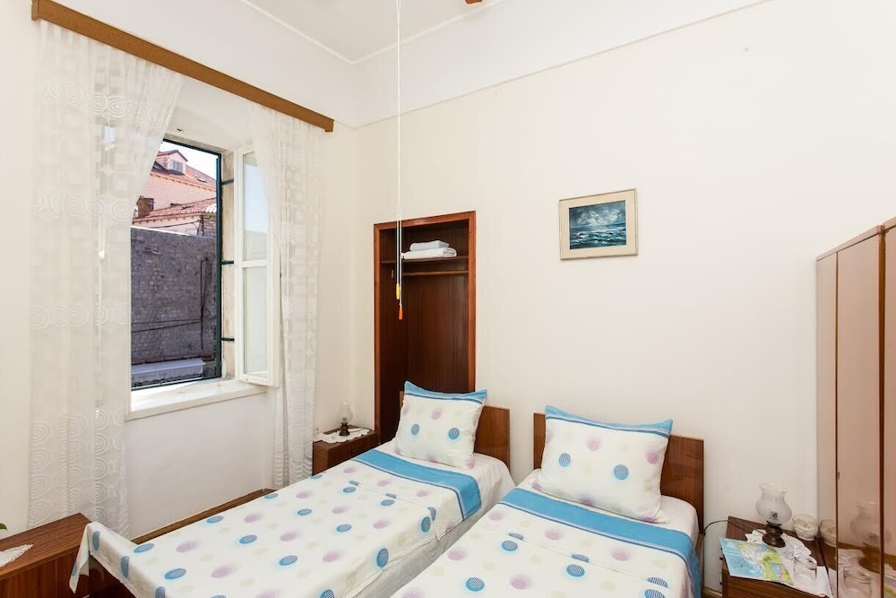 Dubrovnik Old Port Accommodation