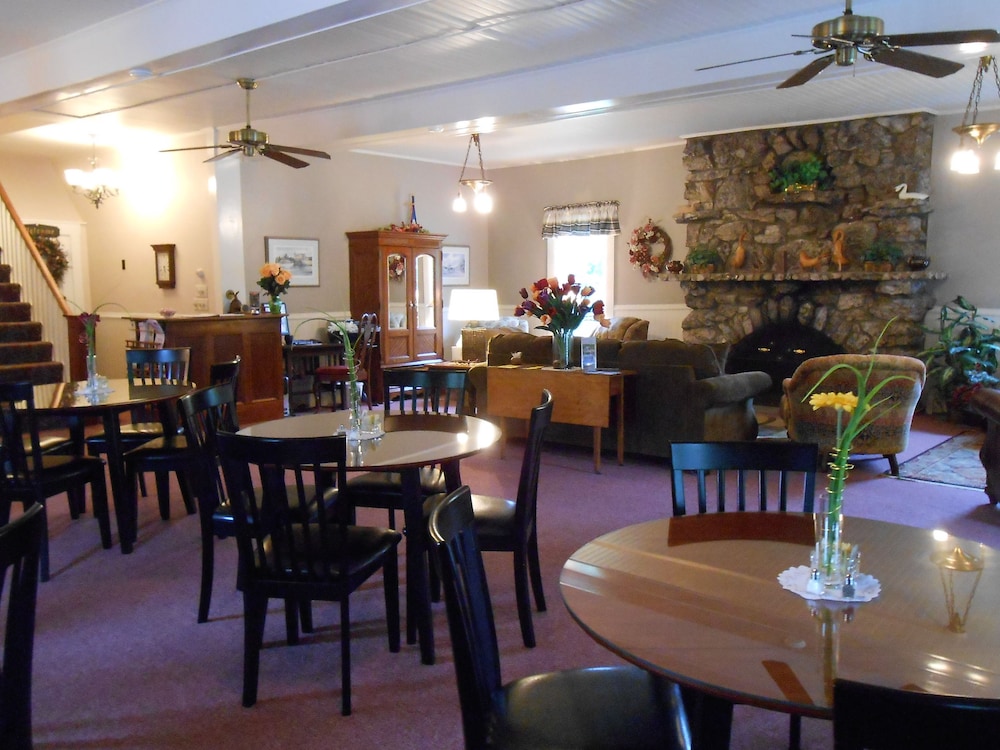 Lakeview Inn