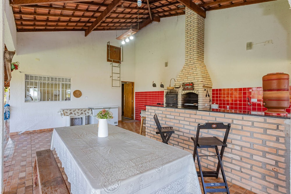 Casa de Campo c Piscina e Wi-fi em Porto Feliz