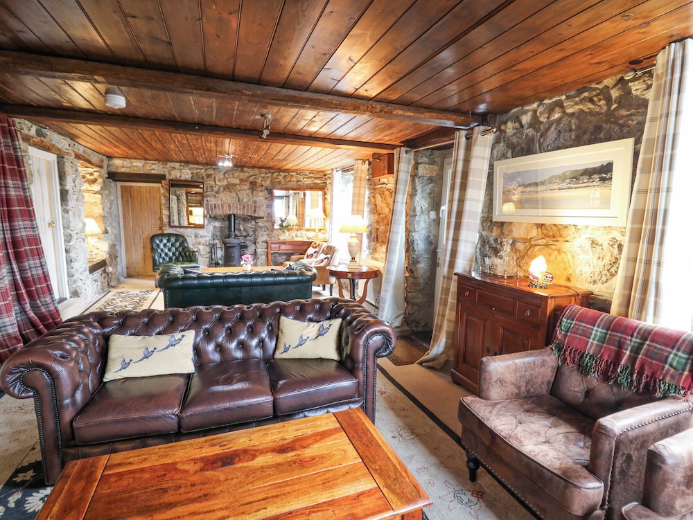 Upper Calffield Farmhouse