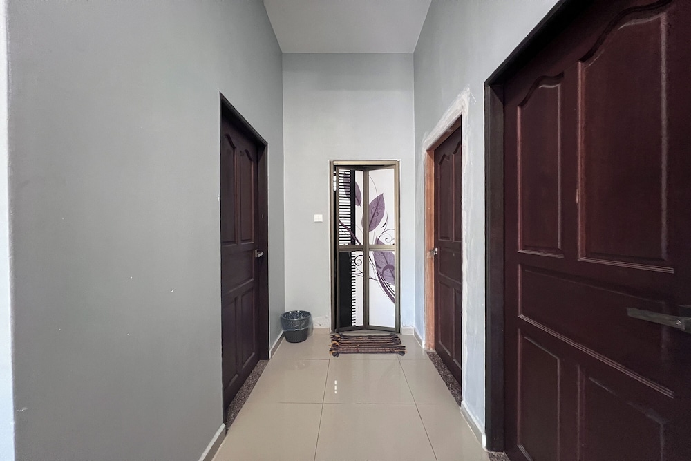Nurbayu Villa (3 and 4 bedroom Villa) Kemaman