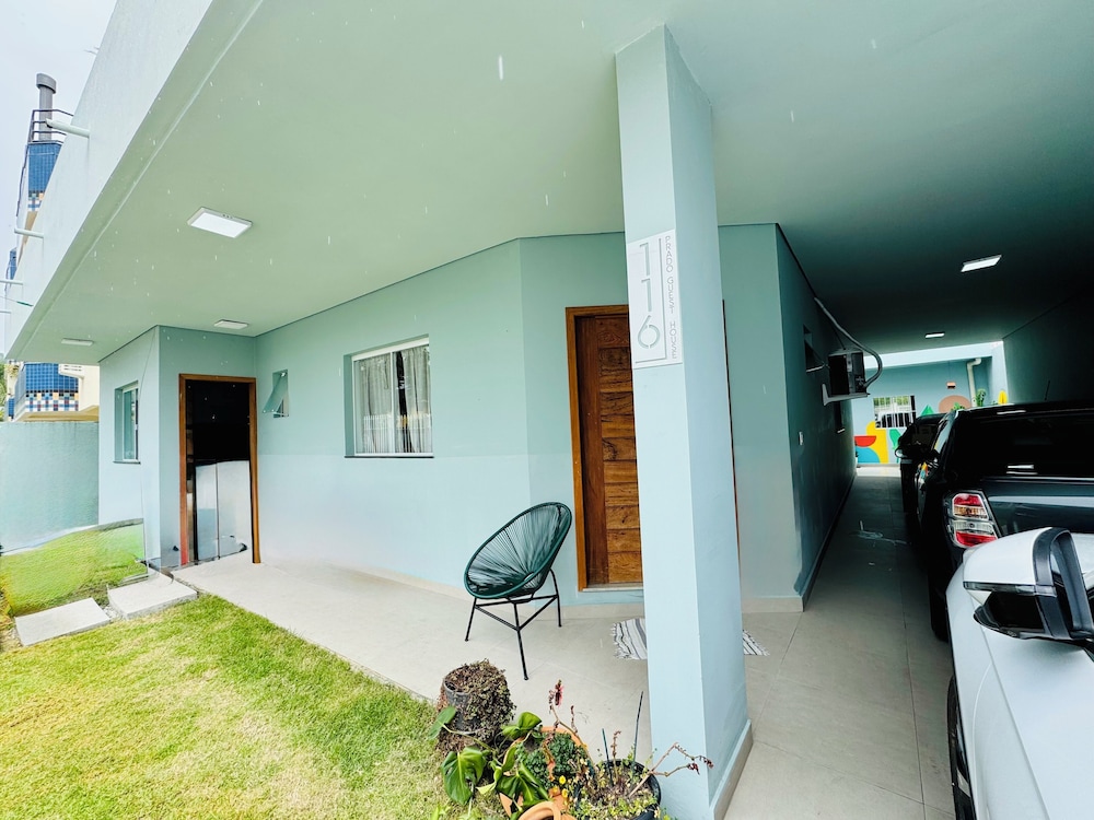 Prado Guest House