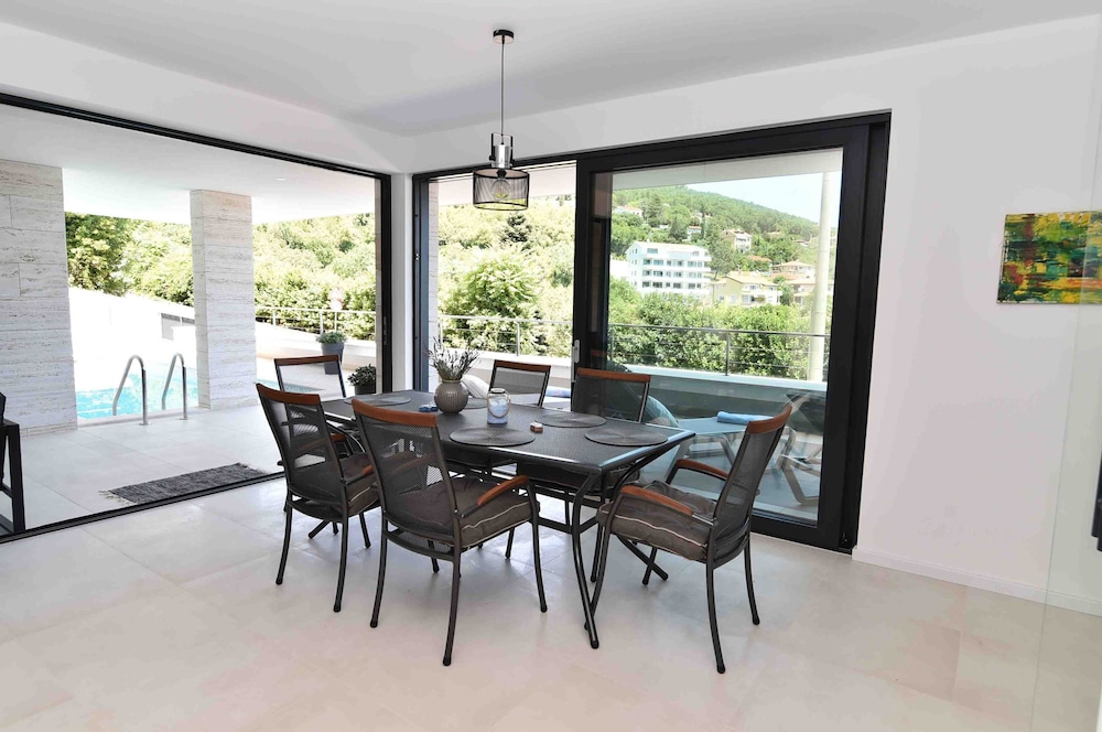 Villa Bella Vista A in Icici