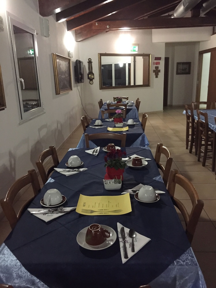 Casa Nostra Signora Del Sacro Cuore di Gesù
