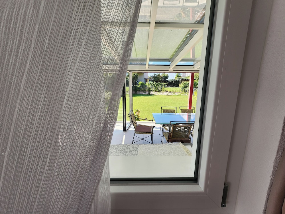 VK - VBD - Zurich Airport - Homestay - Villa Bassersdorf