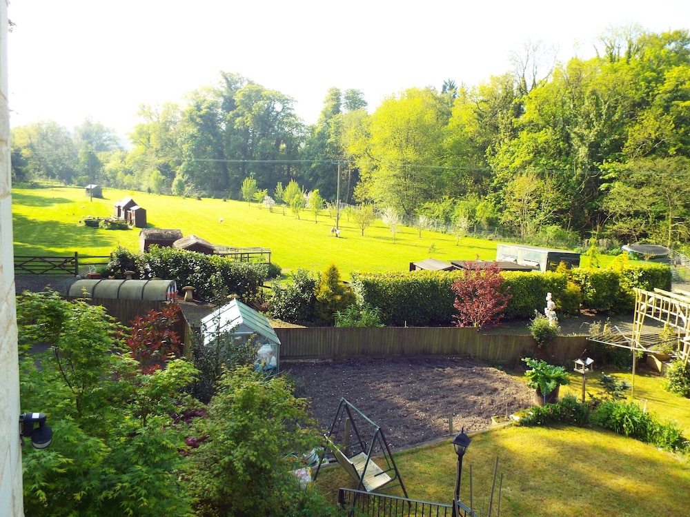 Meadowbrook Cottage B&B