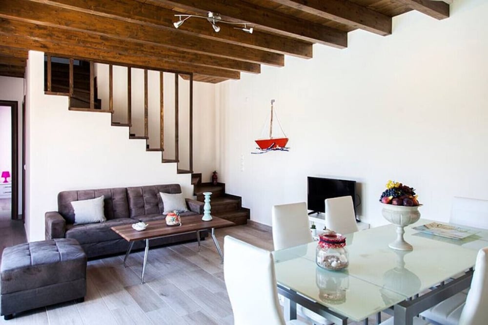Villa Manos in Ligia photo 5