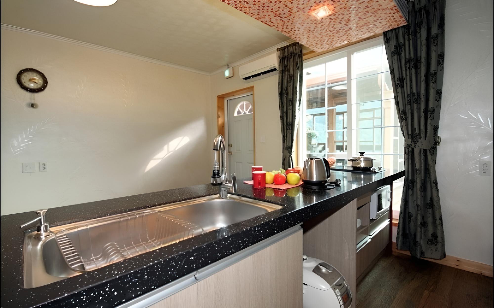 Gapyeong Purun Valley Pension view 4
