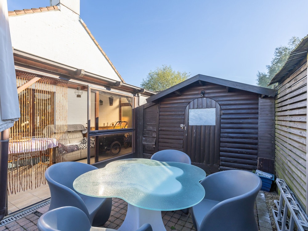 Charming Holiday Home Close to the sea