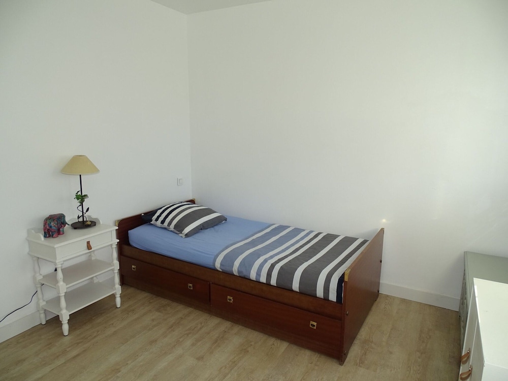 Holiday Home in Quiberon Near by Sandy Beaches
