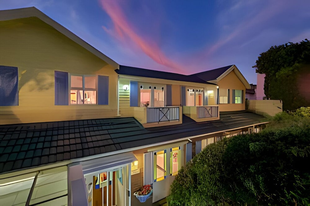 Cape Rose Cottage