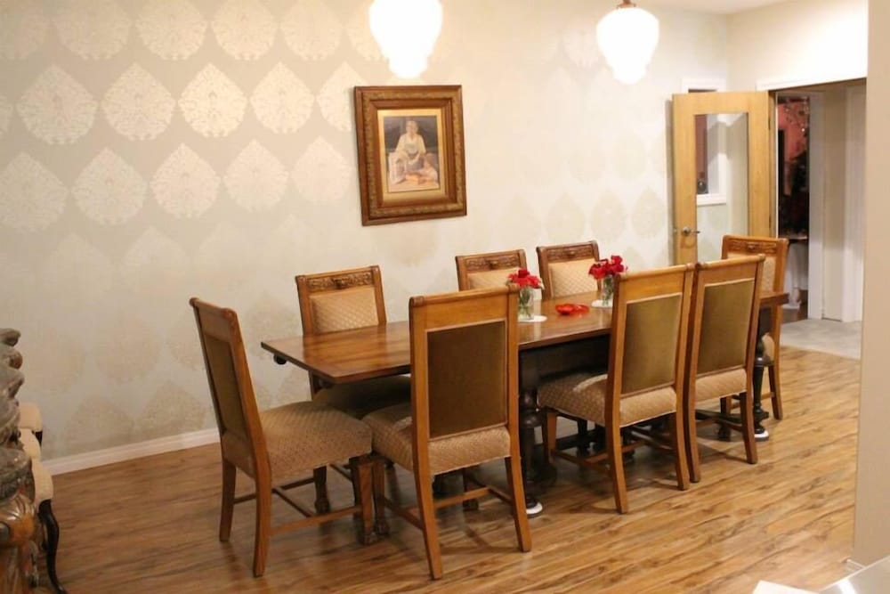 Honeycomb Bed & Breakfast