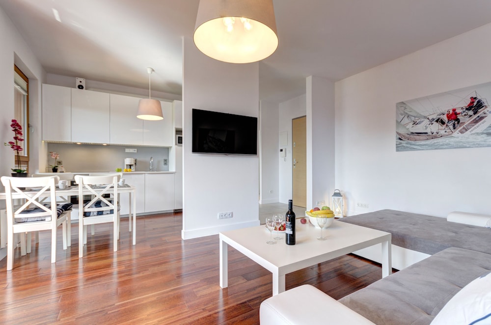 Dom & House - Apartments Nadmorski Dwor