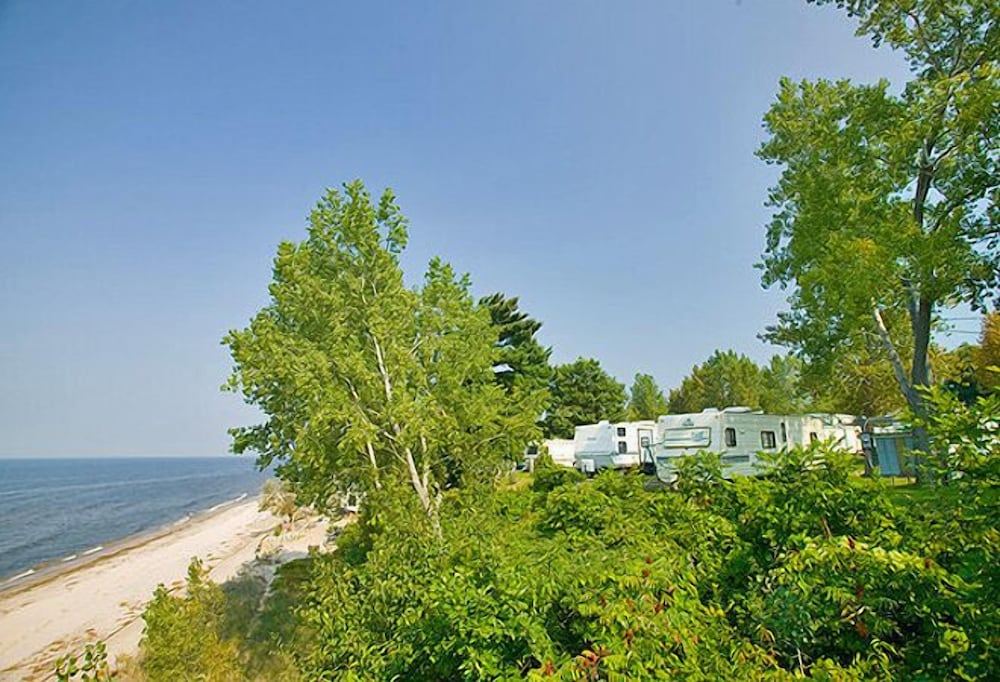 Brennan Beach RV Resort - Caravan Park