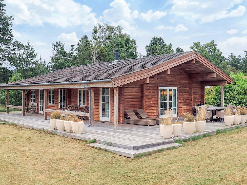 4 Star Holiday Home in Vaeggerlose