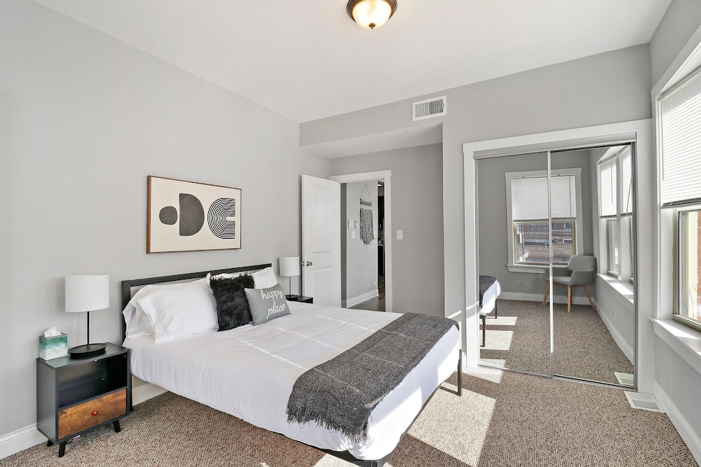 3BR Furnished Stay - Belle Plaine 2W