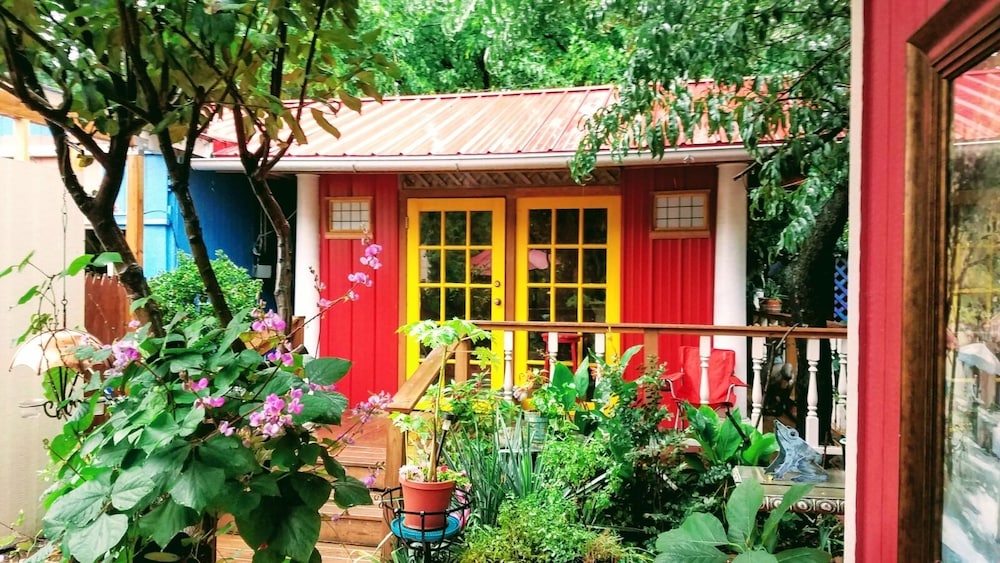 1812 Overture B&B