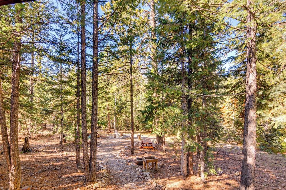 Near National Parks: Duck Creek Cabin Retreat