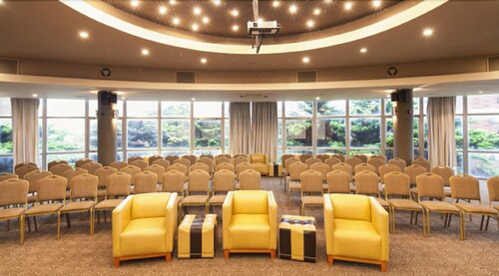 meeting & event spaces