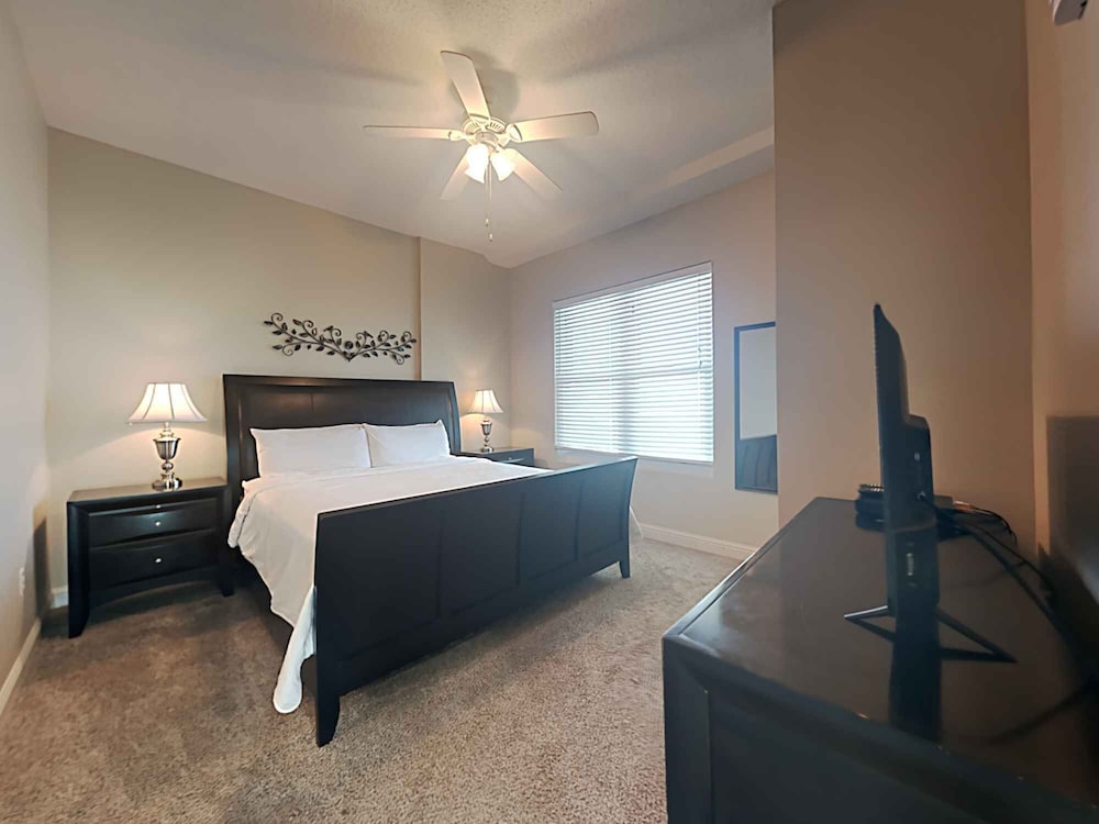 Wharf by Southern Vacation Rentals view 4
