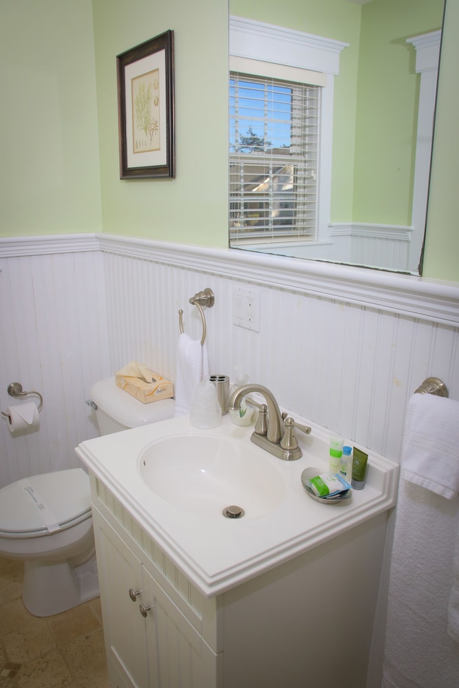 Sheepscot Harbour Village Resort
