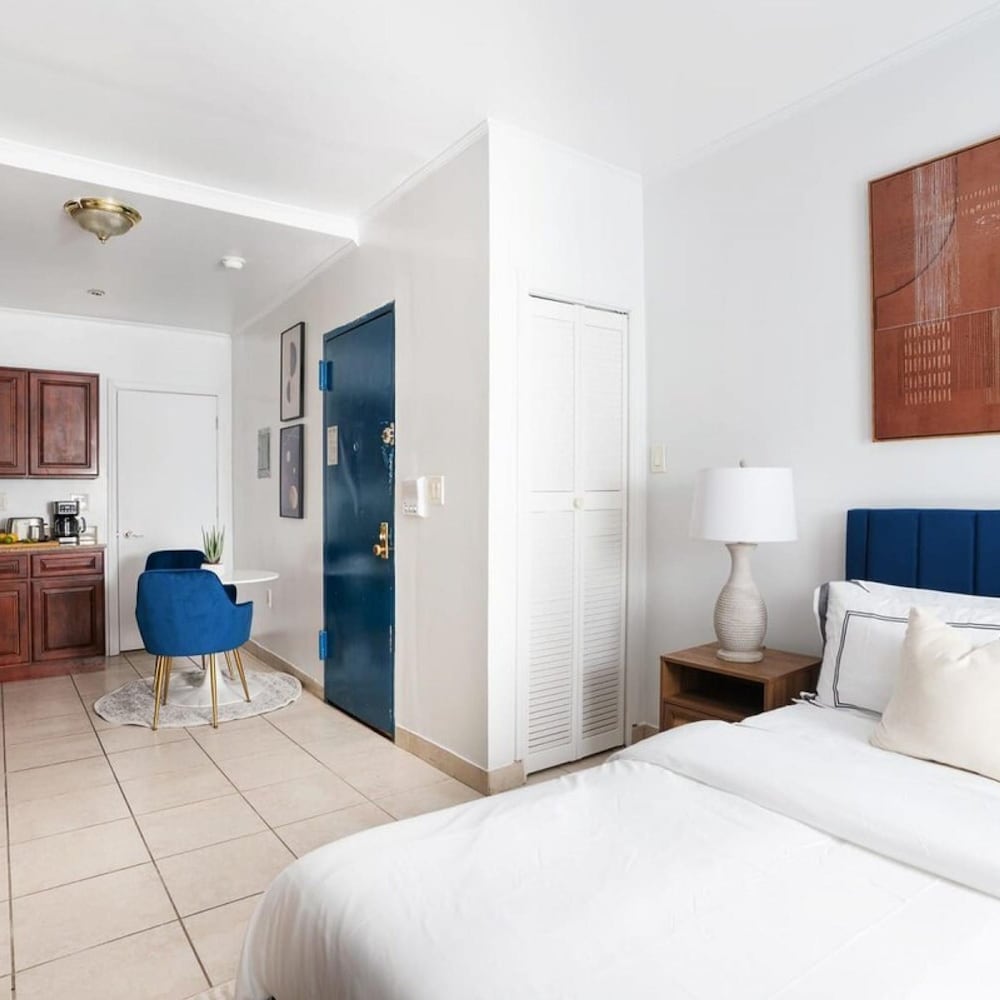 501-2fw Gorgeous Upper East Side Studio