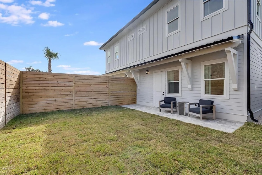 Evergreen By the Sea Unit A