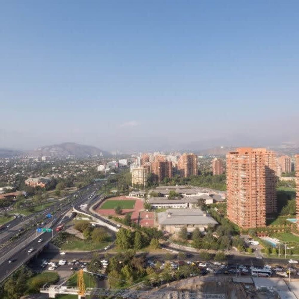Kennedy Modern 2 Bed Apt in Las Condes